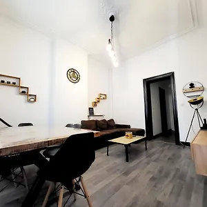 Chambre Pivée En Plein Centre De Alloggio in famiglia